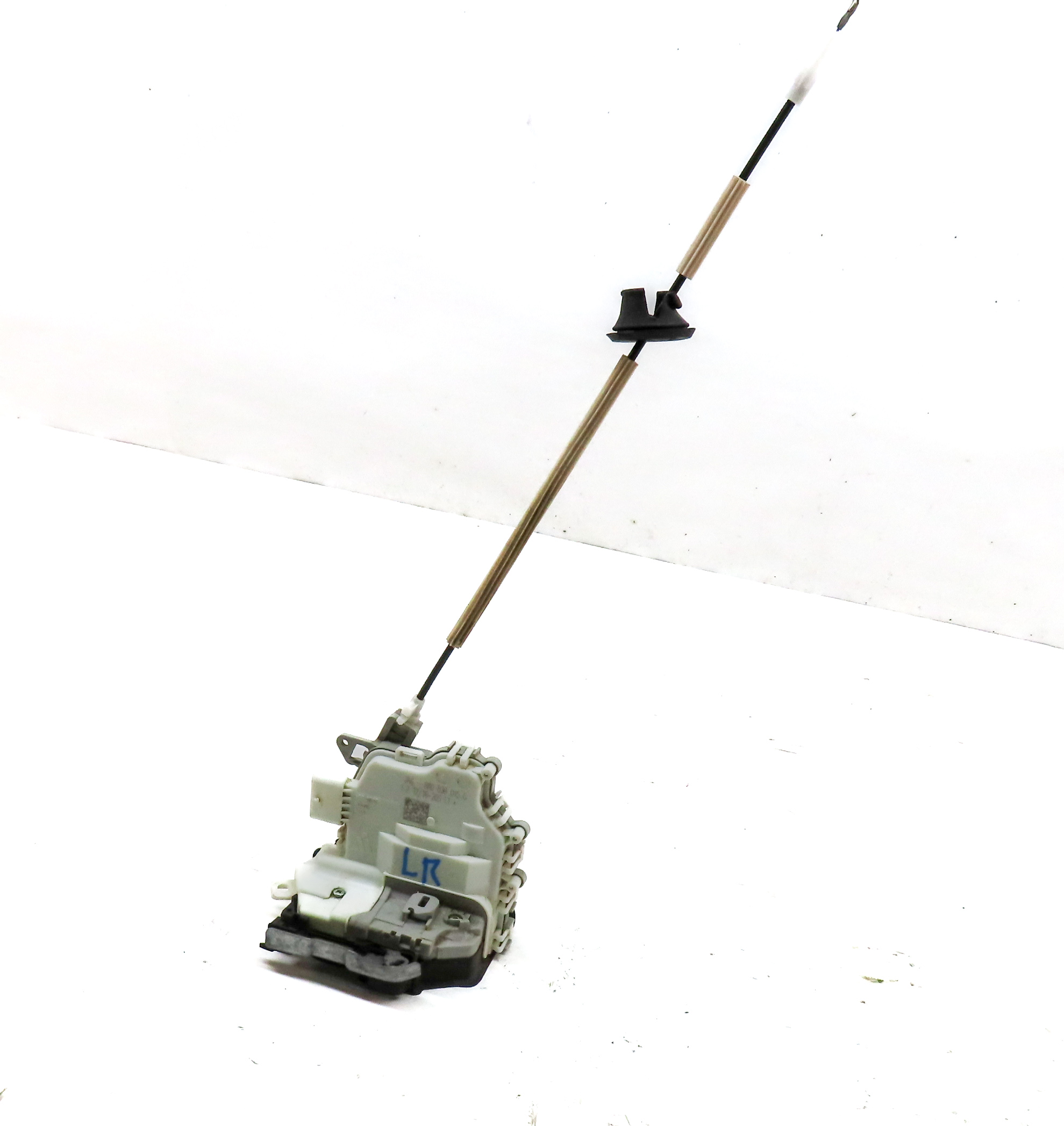 10-23 VW PORSCHE AUDI A3 A4 A8 S3 S4 Q5 MACAN PANAMERA REAR LEFT DOOR LATCH — exact item pictured